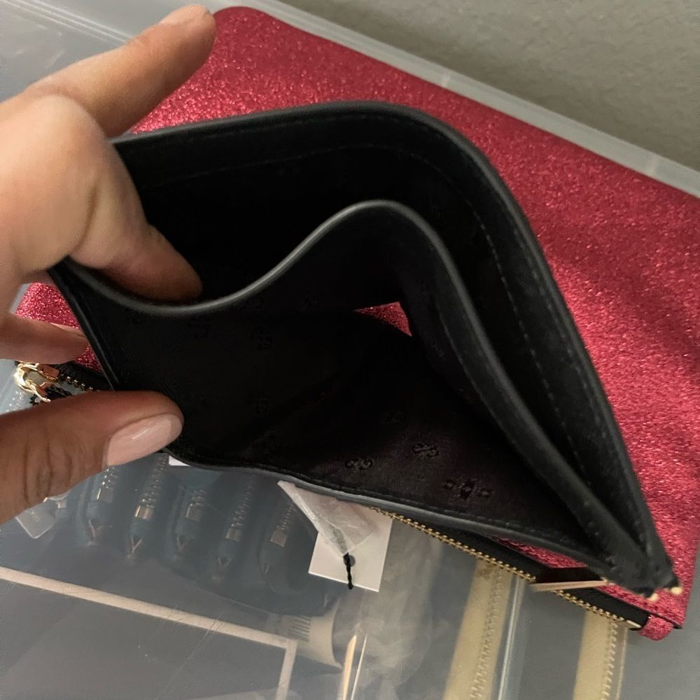 New Tory Burch wallet 🖤 - Picture 6 of 8